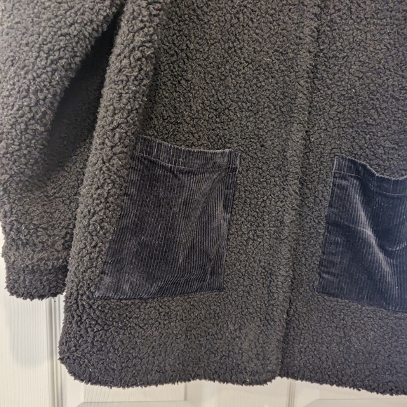 & Other Stories Black Teddy Jacket with Corduroy Pockets - Picture 5 of 12